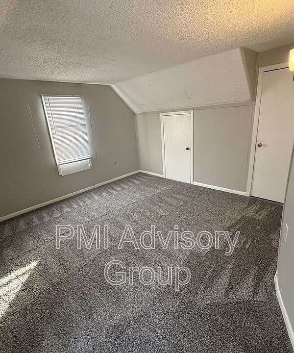 1st image of 2027 SW Van Buren St