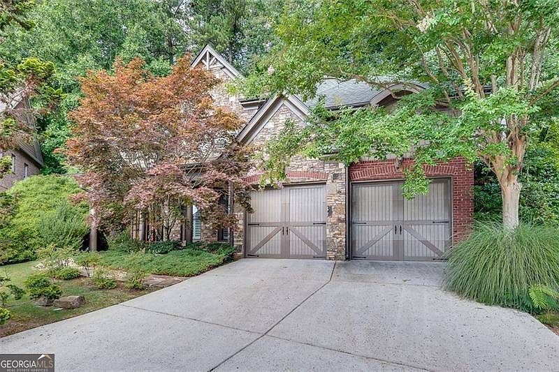 1st image of 240 Lullwater Ct