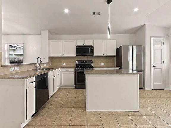 5th image of 5527 Marble Ravine Dr