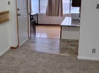 3111 S St #2, Lincoln, NE 68503