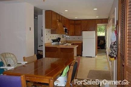 5th image of 8427 Halidan Dr