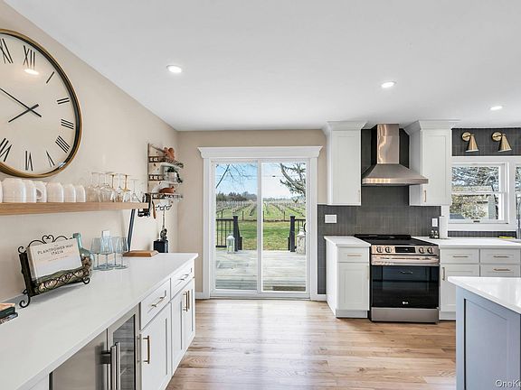 5th image of 36725 Main Rd