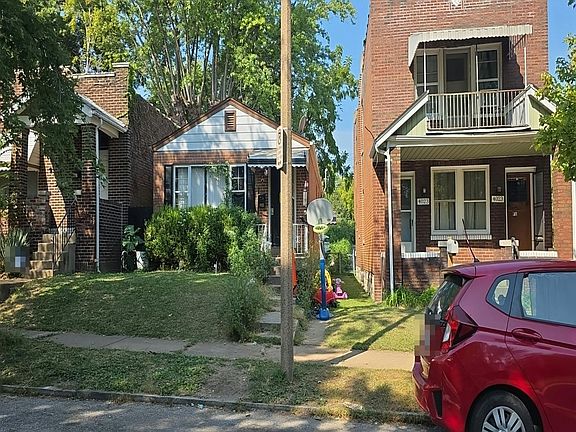 2nd image of 4025 Pennsylvania Ave