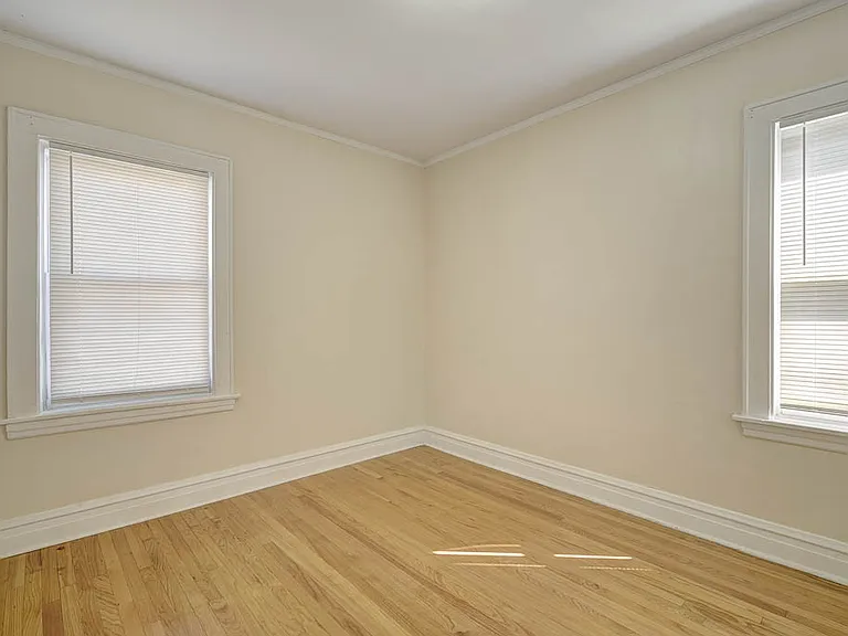 4516 W Wellington Ave — Photo 8