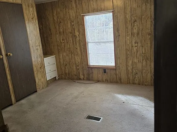 939 Friday Rd, Quincy, FL 32352