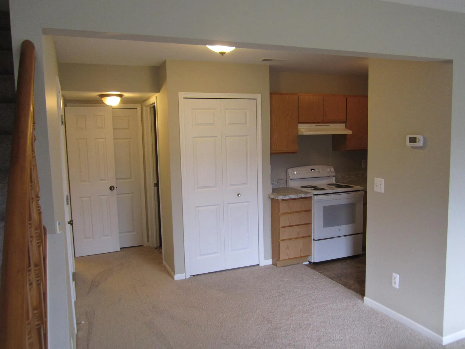2 bed, 1.5 bath, 1120 sqft, $1,300 — Photo 4