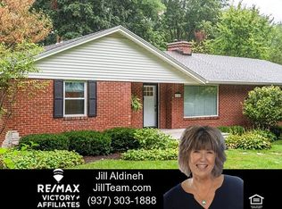 4240 Wood Acre Dr, Bellbrook, OH 45305