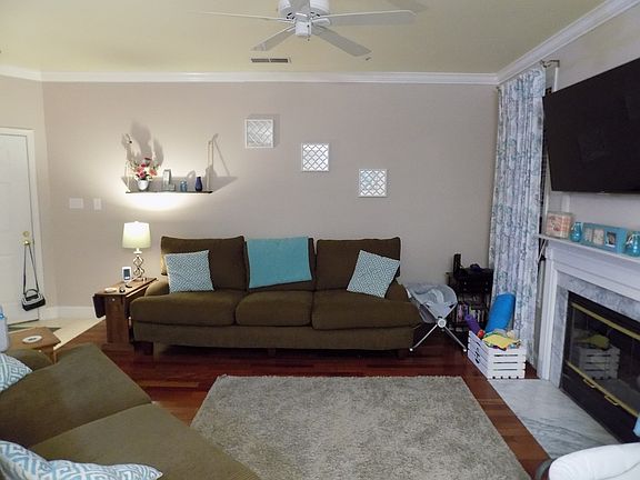 3rd image of 6984 Ellingham Cir Unit A