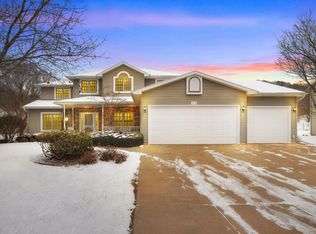 518 Stonebridge Ave, Onalaska, WI 54650