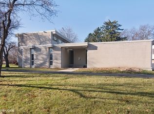 2290 Tanglewood Dr, Aurora, IL