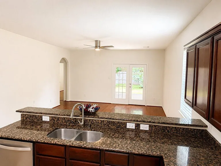 38106 N Sweetwater Cir — Photo 5