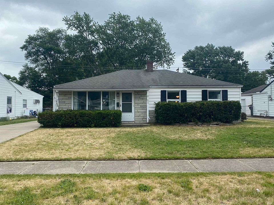 1st image of 824 Manchester Dr