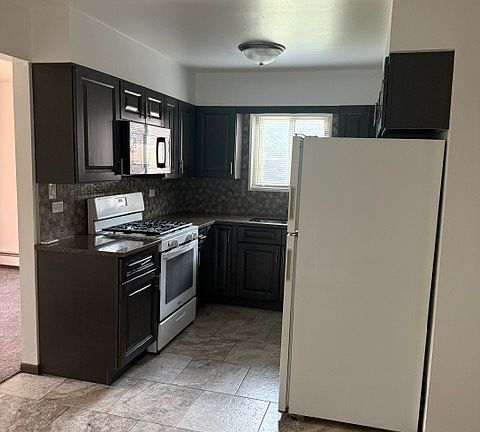 2nd image of 442 E Glenwood Dyer Rd #2W