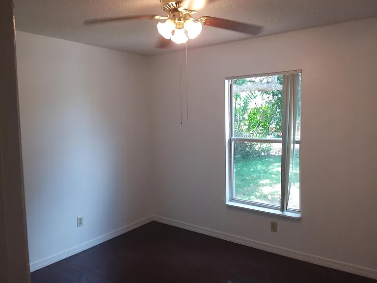 161 SW Grimaldo Ter — Photo 8