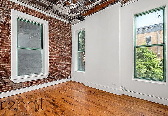 4th image of 1093 Putnam Ave #C2