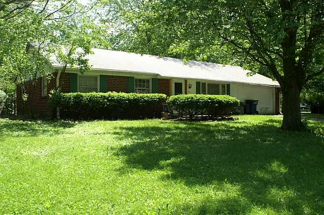 1449 Minturn Ln photo 1
