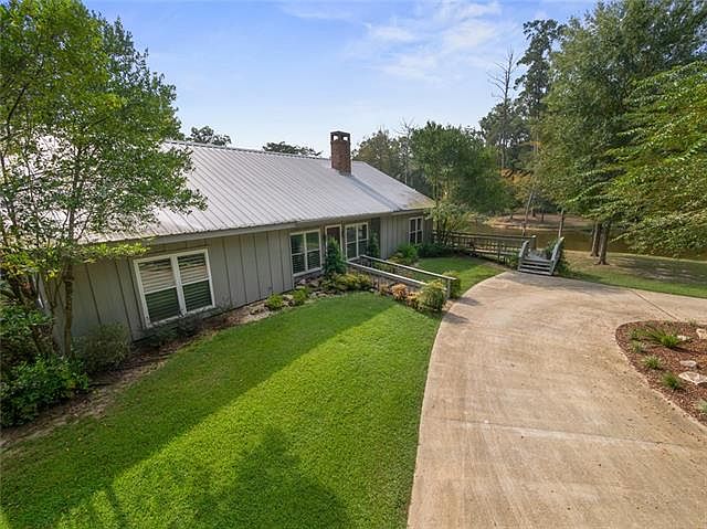 1st image of 1742 Goodyear Dr