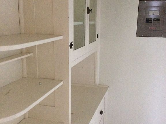 4th image of 214 N Quaw Blvd APT 4
