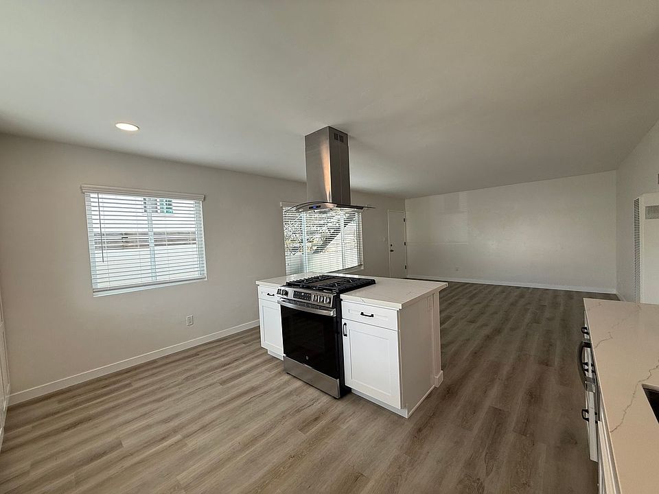 1st image of 1231 Robinson Ave APT 1
