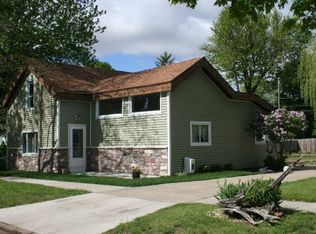 414 S Elizabeth St, Mount Pleasant, MI 48858