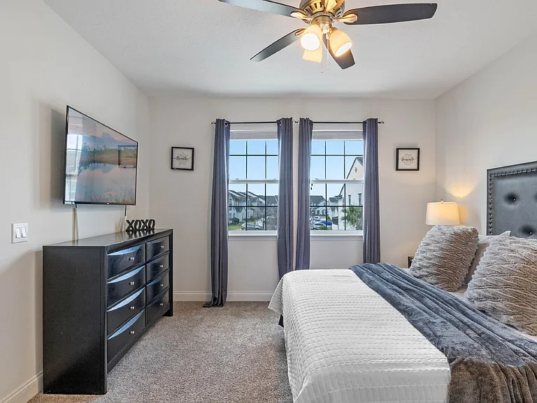 290 Captiva Dr — Photo 23