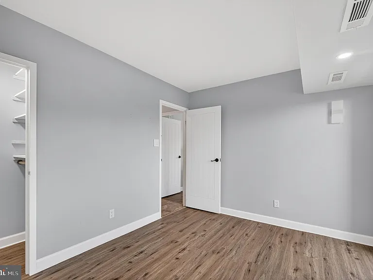 5300 Columbia Pike #701 — Photo 39