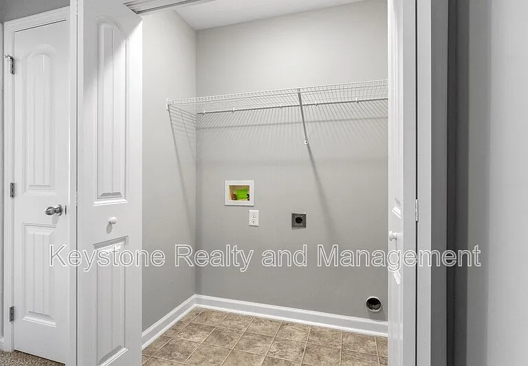 206 Woodland Valley Ln — Photo 14