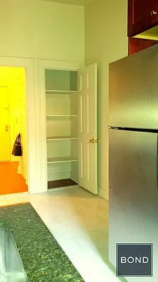 Rented by Bond New York | media 11