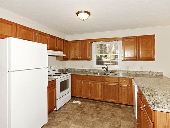 5th image of 4464 Dunmovin Dr NW