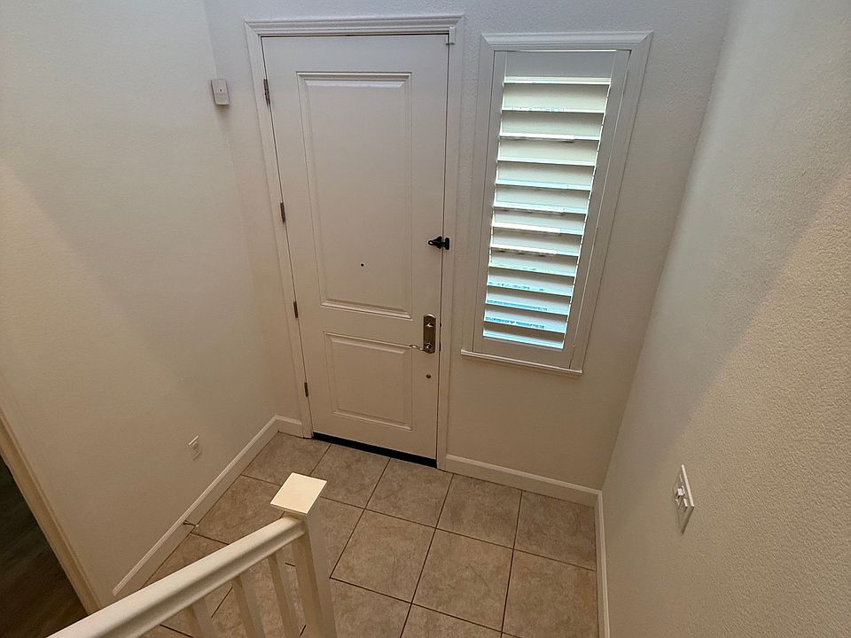 Open foyer at the front door