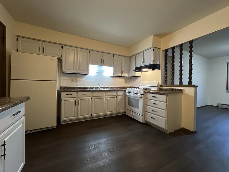 10112 W Sharon Ln — Photo 10