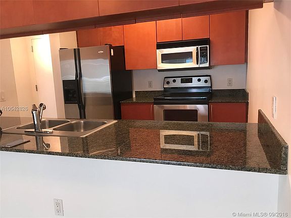 4th image of 1200 Brickell Bay Dr #5