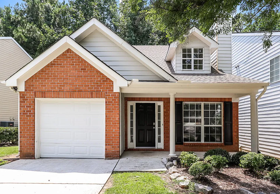 4423 Ravenwood Dr