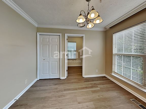 5th image of 107 Edgewater Pl