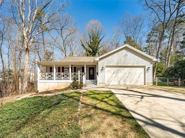 115 Buxton Dr, Walhalla, SC 29691