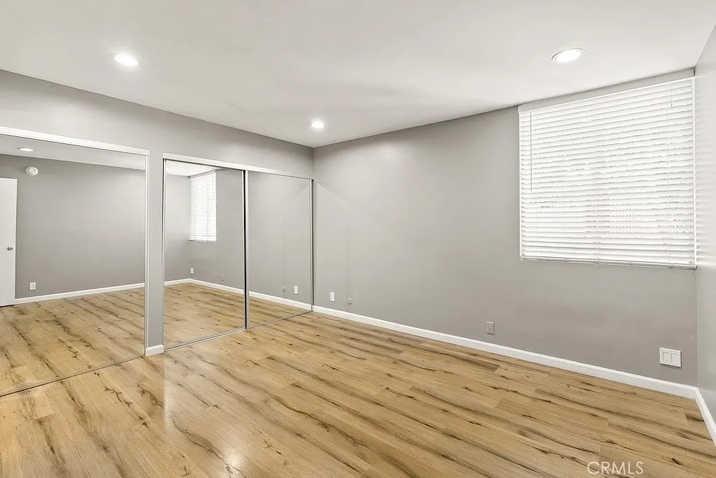 3 bed, 1148 sqft, $3,400 — Photo 4