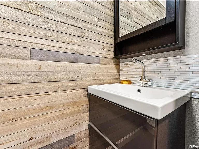 3734 S Granby Way — Photo 22