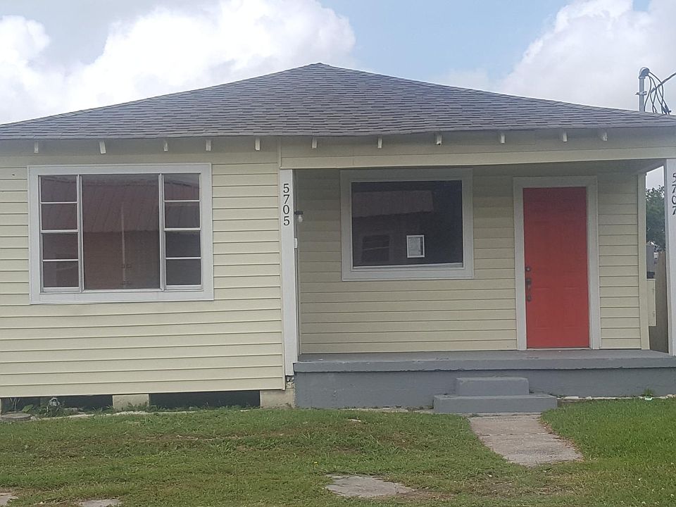 This property is a double unit 5705-5707