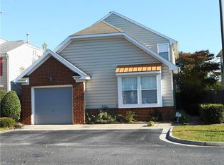 1229 Club Point Rd, Chesapeake, VA 23322