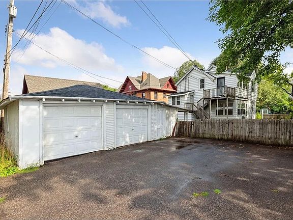 2nd image of 271 Forbes Ave #1