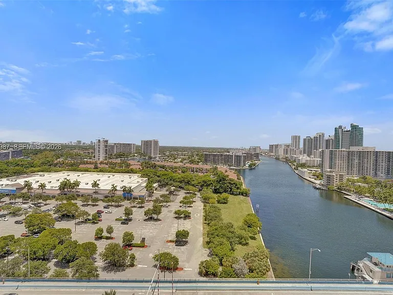 2600 E Hallandale Beach Blvd #T1902 — Photo 70