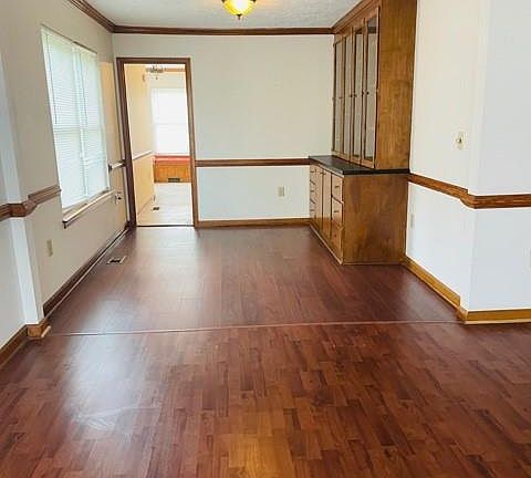 5th image of 1201 Palmerton Dr