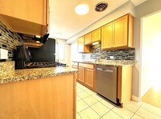 6945 W Belmont Ave #2R, Chicago, IL 60634