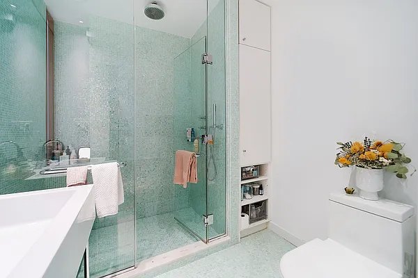 Rented by Living New York | media 40