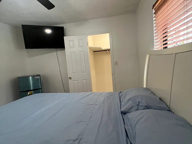 796 SE Atlantus Ave — Photo 3