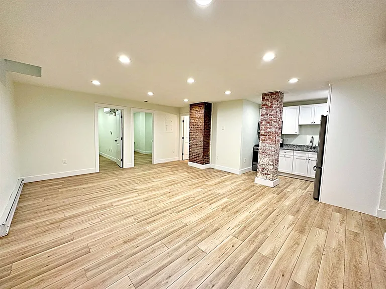 128 Webster St #A — Photo 6