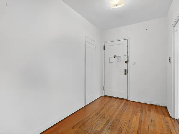 6801 Shore Road image 2 of 13