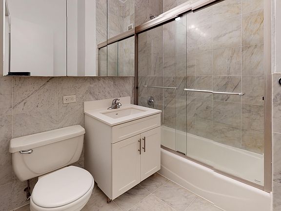 5th image of 305 W 13th St APT Le