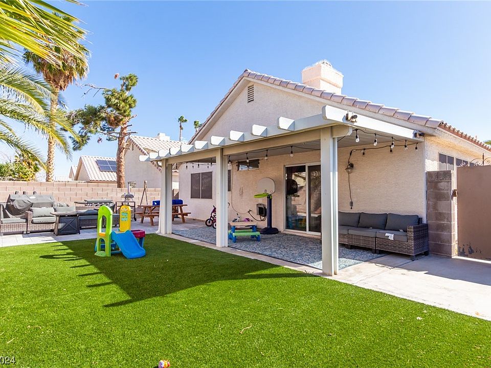 1st image of 5316 Del Lago Dr