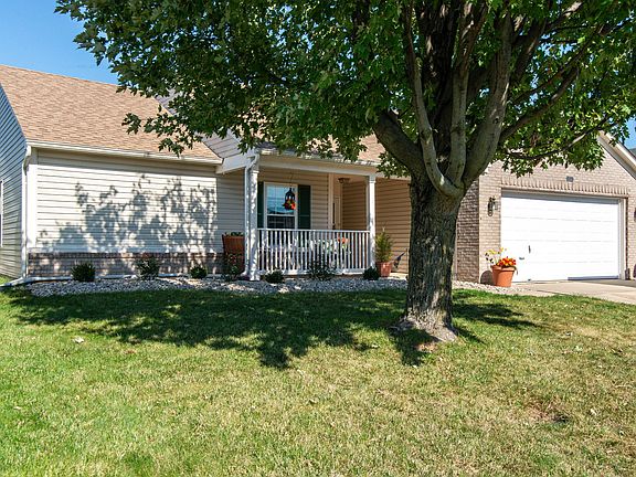 2nd image of 6102 Glebe Dr